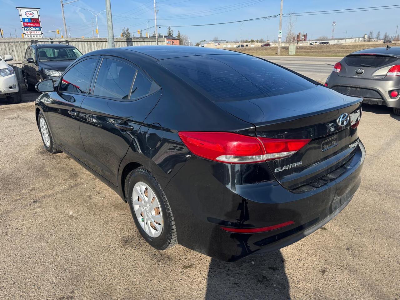 2017 Hyundai Elantra LE, WELL MAINTAINED, CERTIFIED, WARRANTY Photo