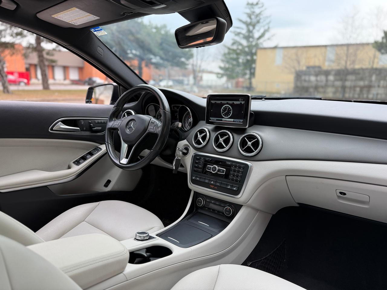 2015 Mercedes-Benz GLA GLA 250 4MATIC Photo