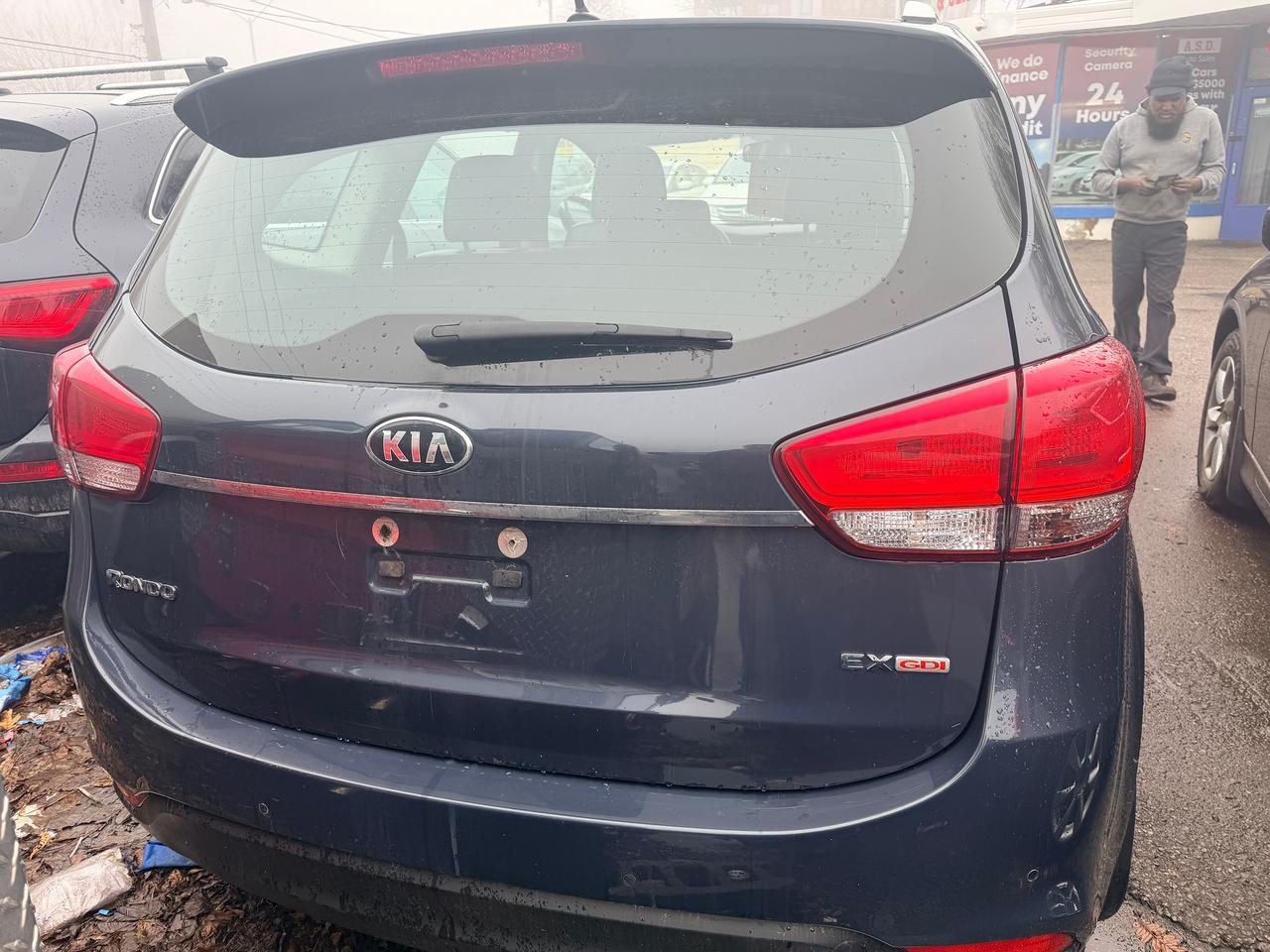 2014 Kia Rondo EX Photo4