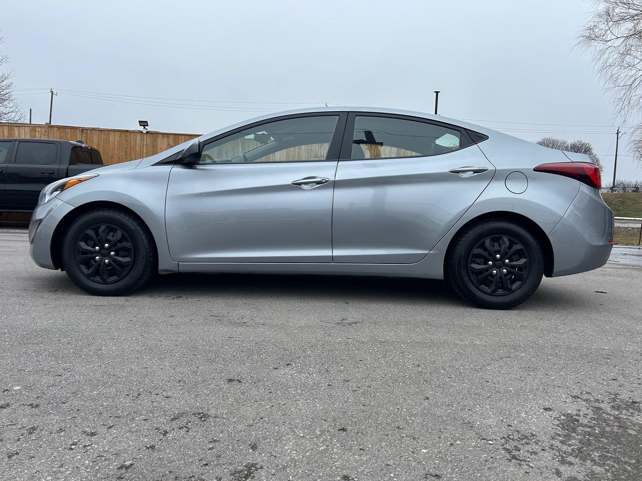 2015 Hyundai Elantra GL Photo