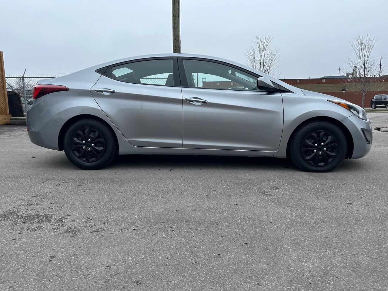 2015 Hyundai Elantra GL Photo