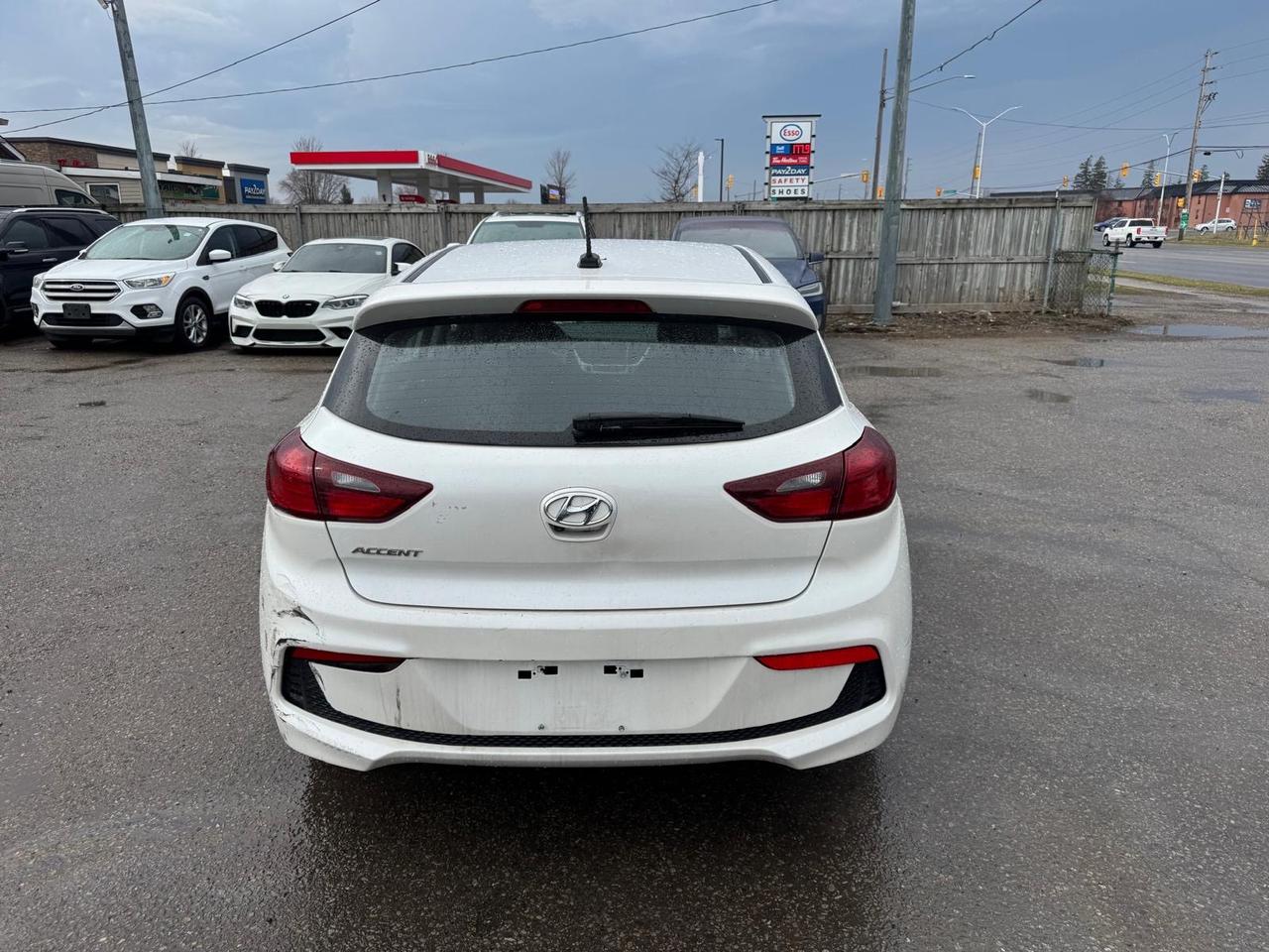 2019 Hyundai Elantra PREFERRED, HATCHBACK, ONLY 159KMS, AUTO, CERT Photo