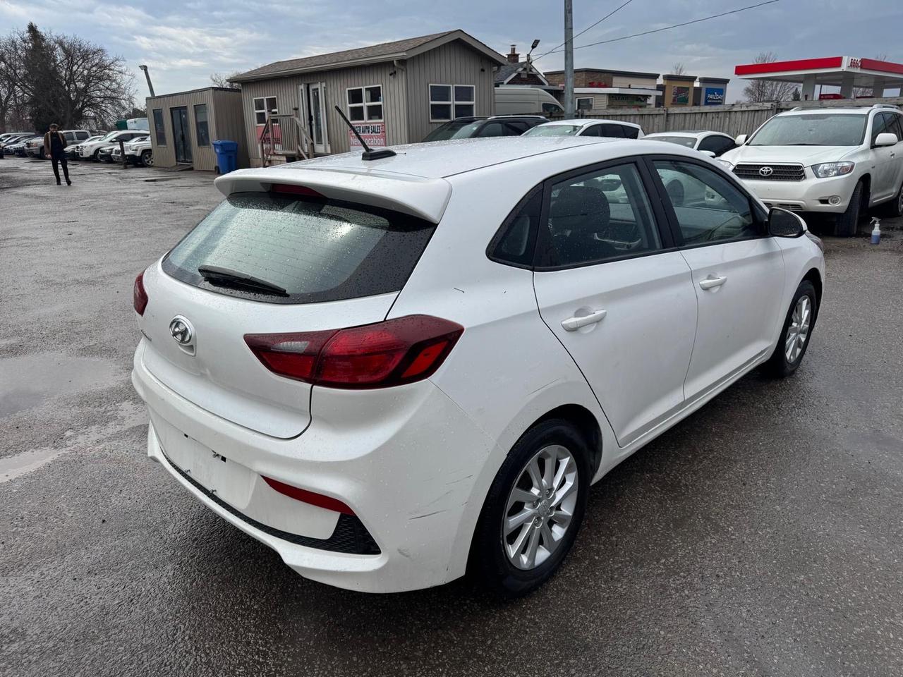 2019 Hyundai Elantra PREFERRED, HATCHBACK, ONLY 159KMS, AUTO, CERT Photo4