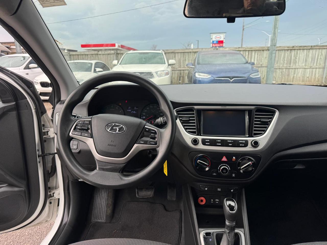 2019 Hyundai Elantra PREFERRED, HATCHBACK, ONLY 159KMS, AUTO, CERT Photo