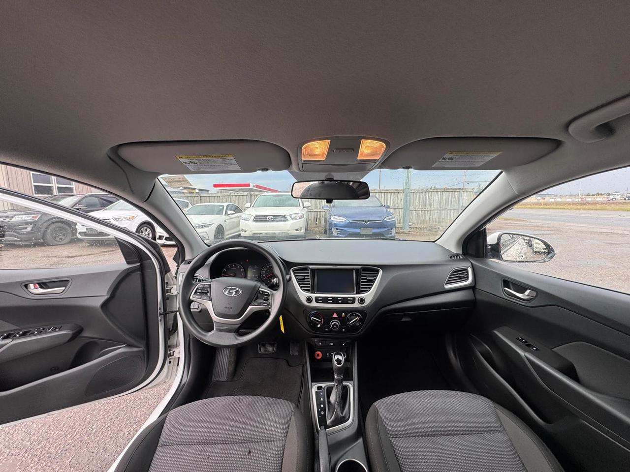 2019 Hyundai Elantra PREFERRED, HATCHBACK, ONLY 159KMS, AUTO, CERT Photo