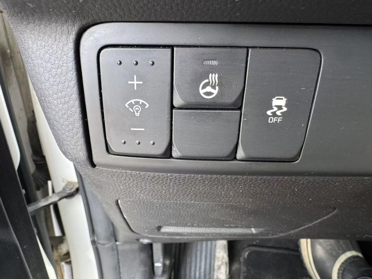 2015 Kia Soul 5DR WGN AUTO SX LUXURY Photo