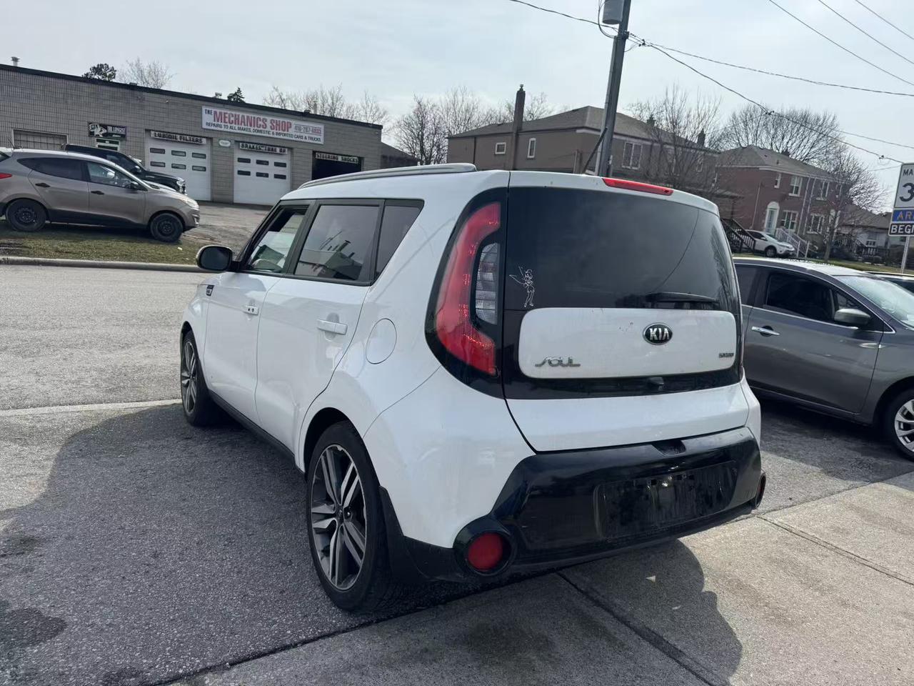 2015 Kia Soul 5DR WGN AUTO SX LUXURY Photo