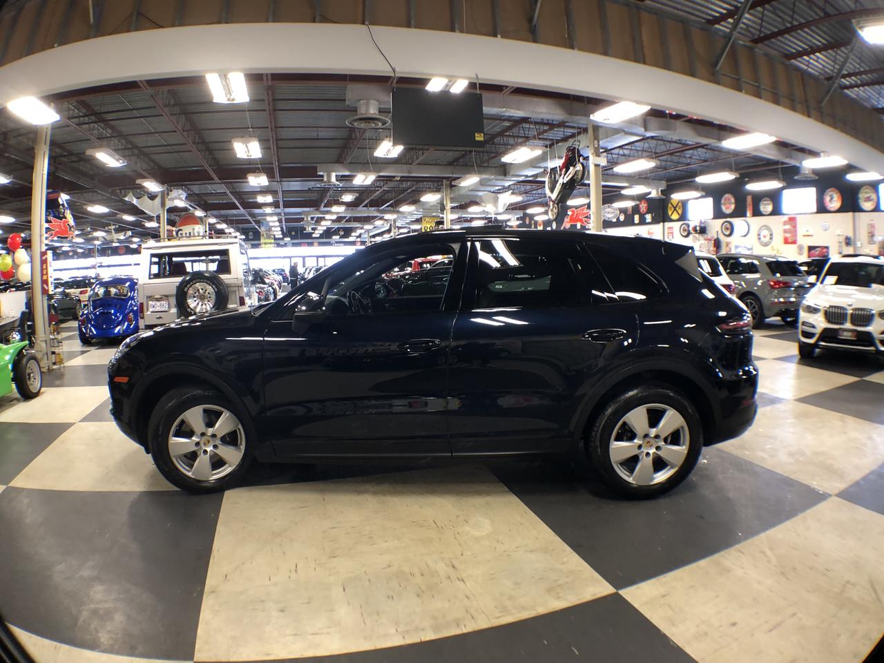 2019 Porsche Cayenne AWD LEATHER PAN/ROOF NAVI B/SPOT L/ASSIST CAMERA Photo