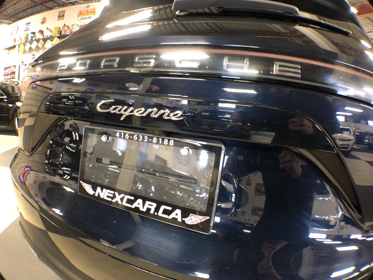 2019 Porsche Cayenne AWD LEATHER PAN/ROOF NAVI B/SPOT L/ASSIST CAMERA Photo