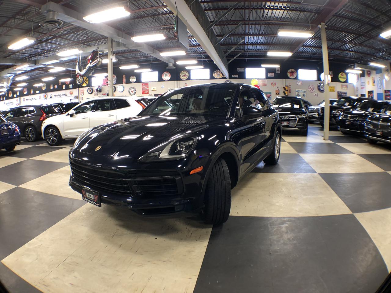 2019 Porsche Cayenne AWD LEATHER PAN/ROOF NAVI B/SPOT L/ASSIST CAMERA Photo