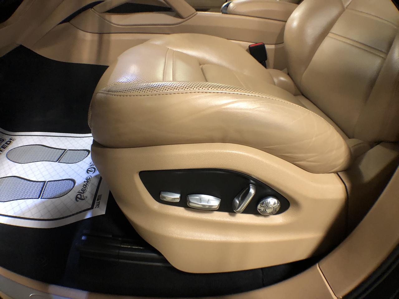 2019 Porsche Cayenne AWD LEATHER PAN/ROOF NAVI B/SPOT L/ASSIST CAMERA Photo