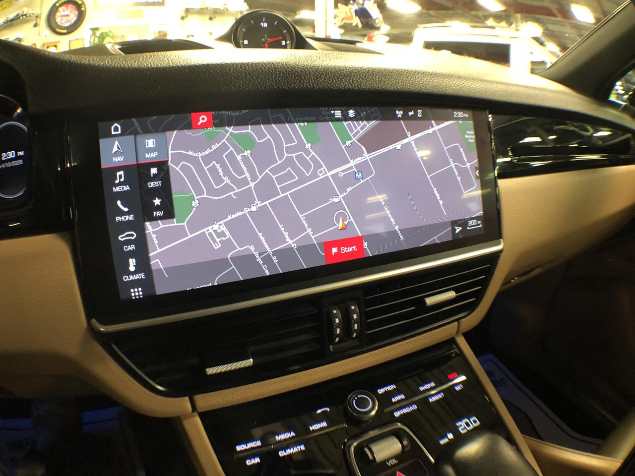 2019 Porsche Cayenne AWD LEATHER PAN/ROOF NAVI B/SPOT L/ASSIST CAMERA Photo