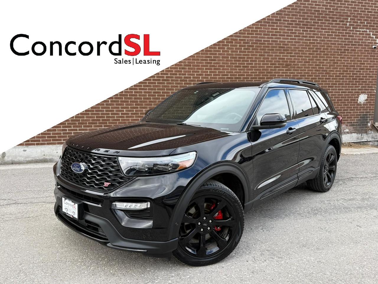 2023 Ford Explorer ST Photo