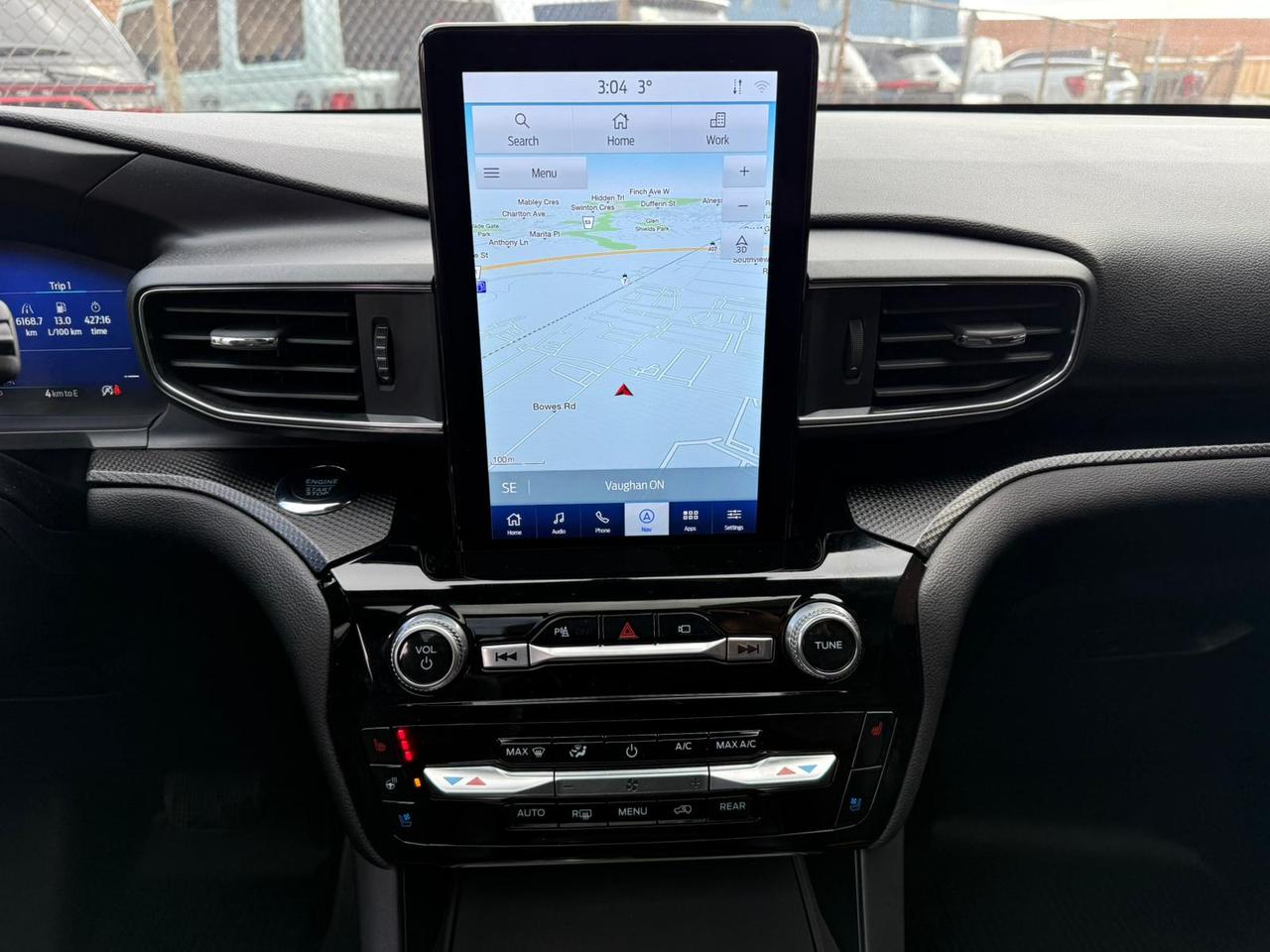 2023 Ford Explorer ST Photo