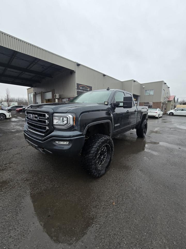 Used 2017 GMC Sierra 1500  for sale in Beauharnois, QC