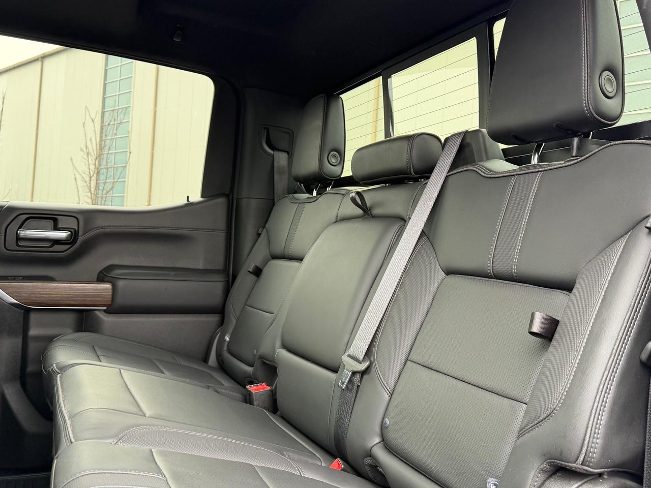 2022 Chevrolet Silverado 1500 High Country **FULLY LOADED**CLEAN CARFAX** Photo