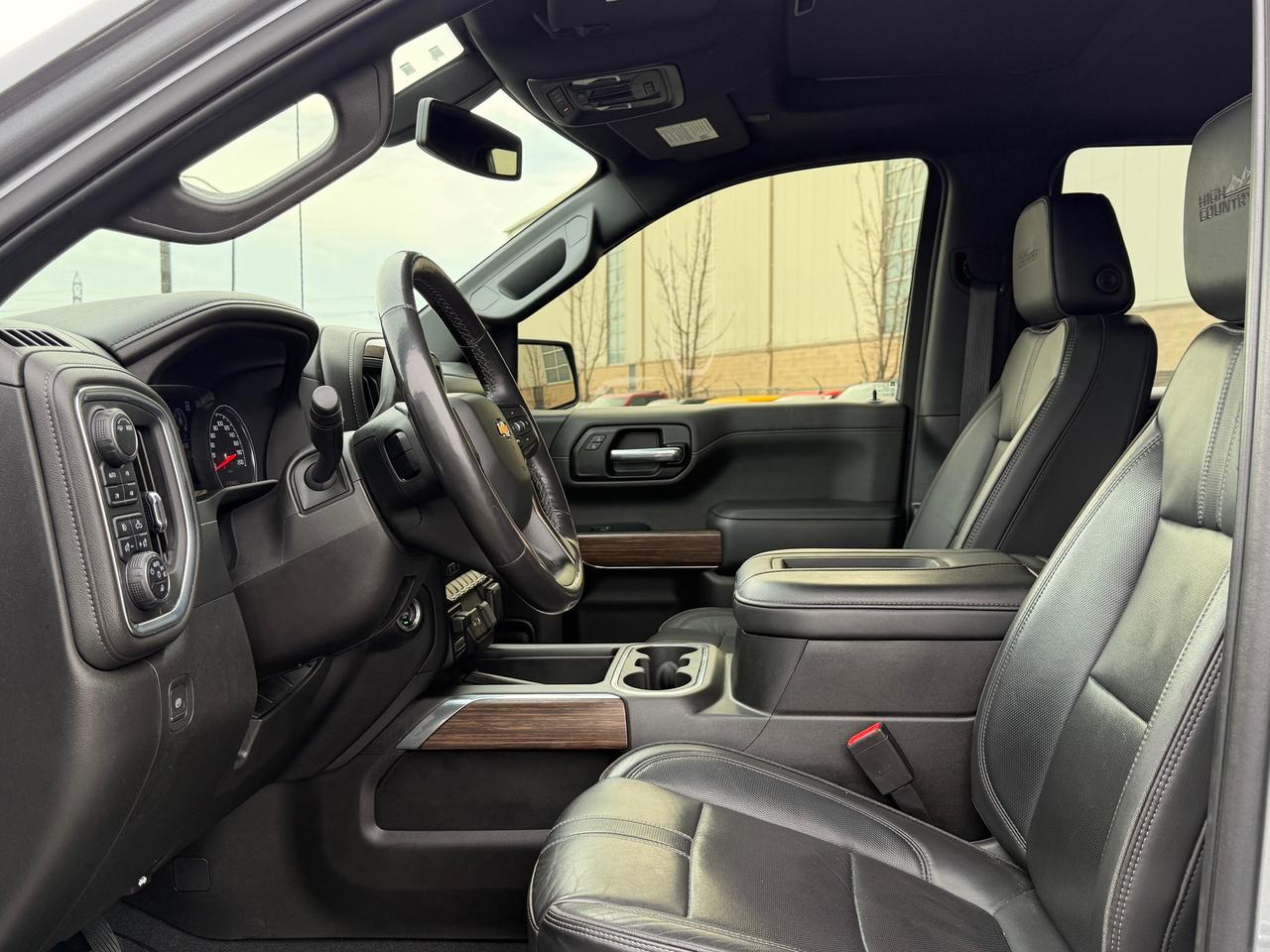 2022 Chevrolet Silverado 1500 High Country **FULLY LOADED**CLEAN CARFAX** Photo