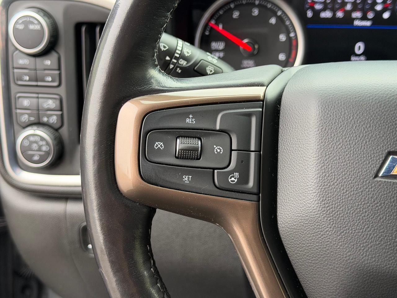 2022 Chevrolet Silverado 1500 High Country **FULLY LOADED**CLEAN CARFAX** Photo