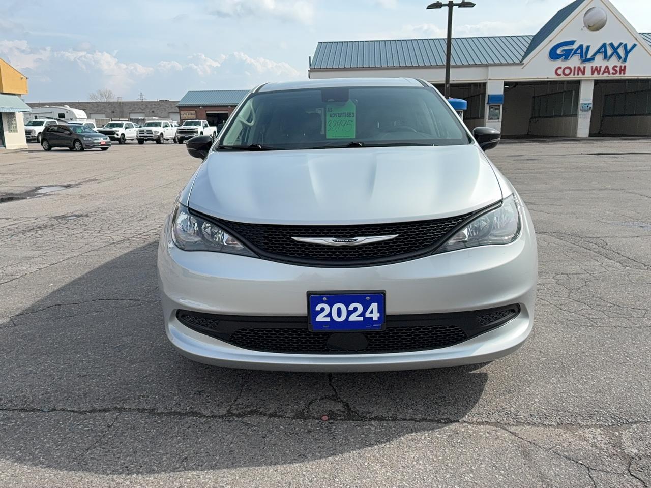 2024 Chrysler Grand Caravan SXT 2WD 7Seater 3.6L6cyl HeatedSeats&SterringWheel Photo