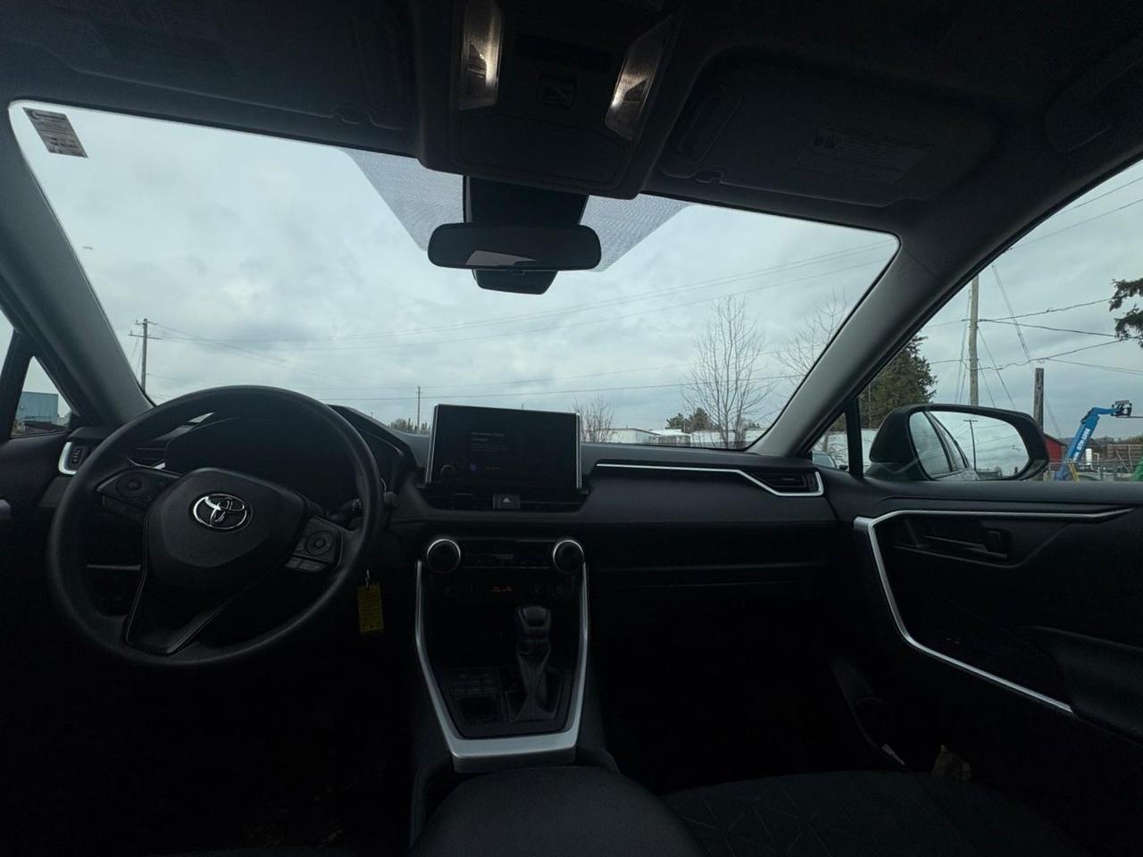 2024 Toyota RAV4 LE Photo