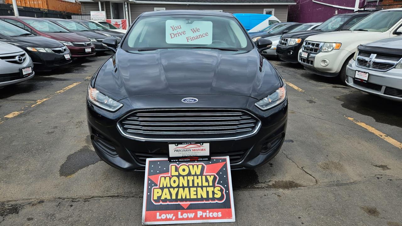 2014 Ford Fusion SE