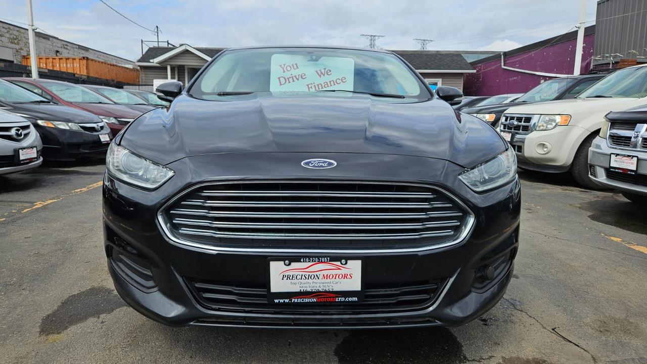2014 Ford Fusion SE Photo