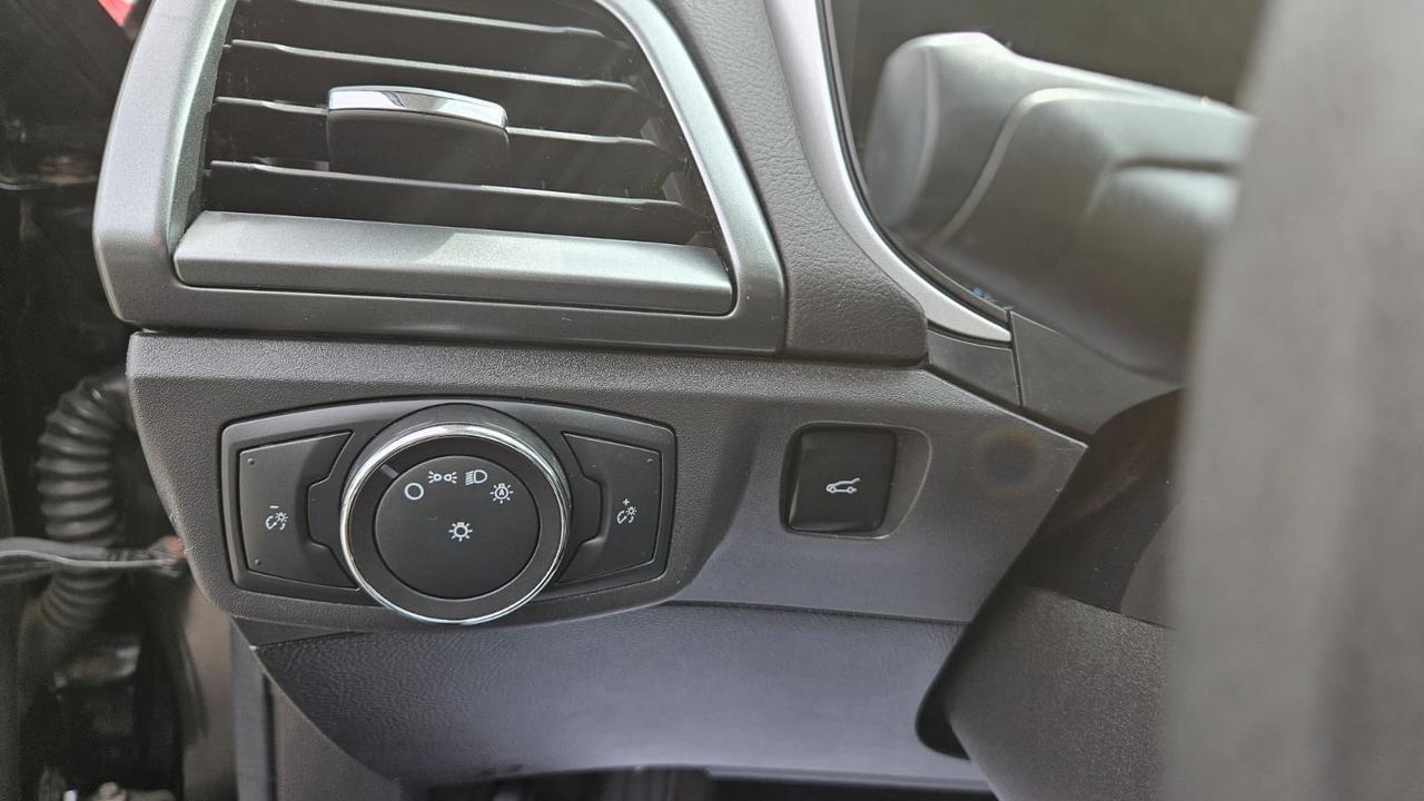 2014 Ford Fusion SE Photo