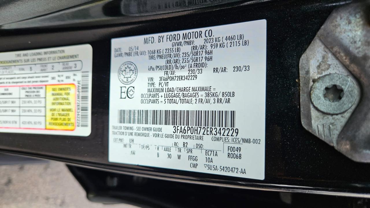 2014 Ford Fusion SE Photo