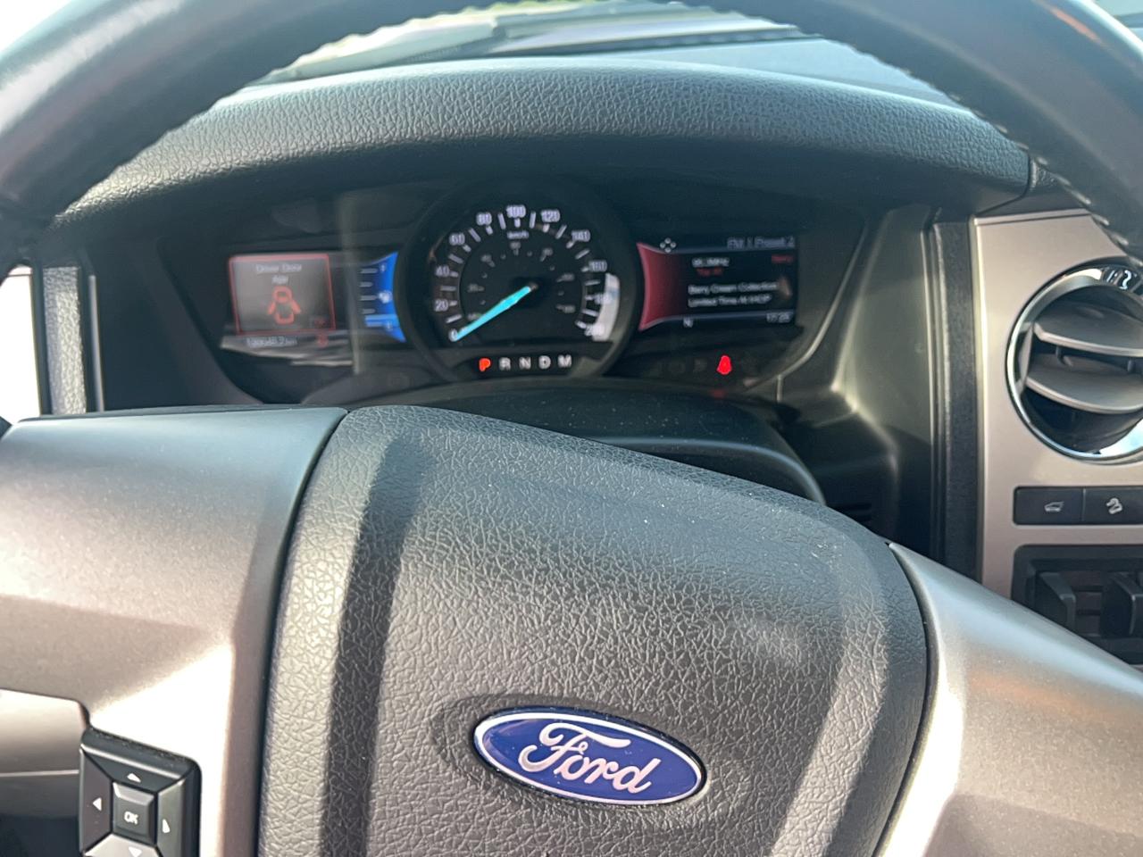 2017 Ford Expedition Limited  - Photo #3