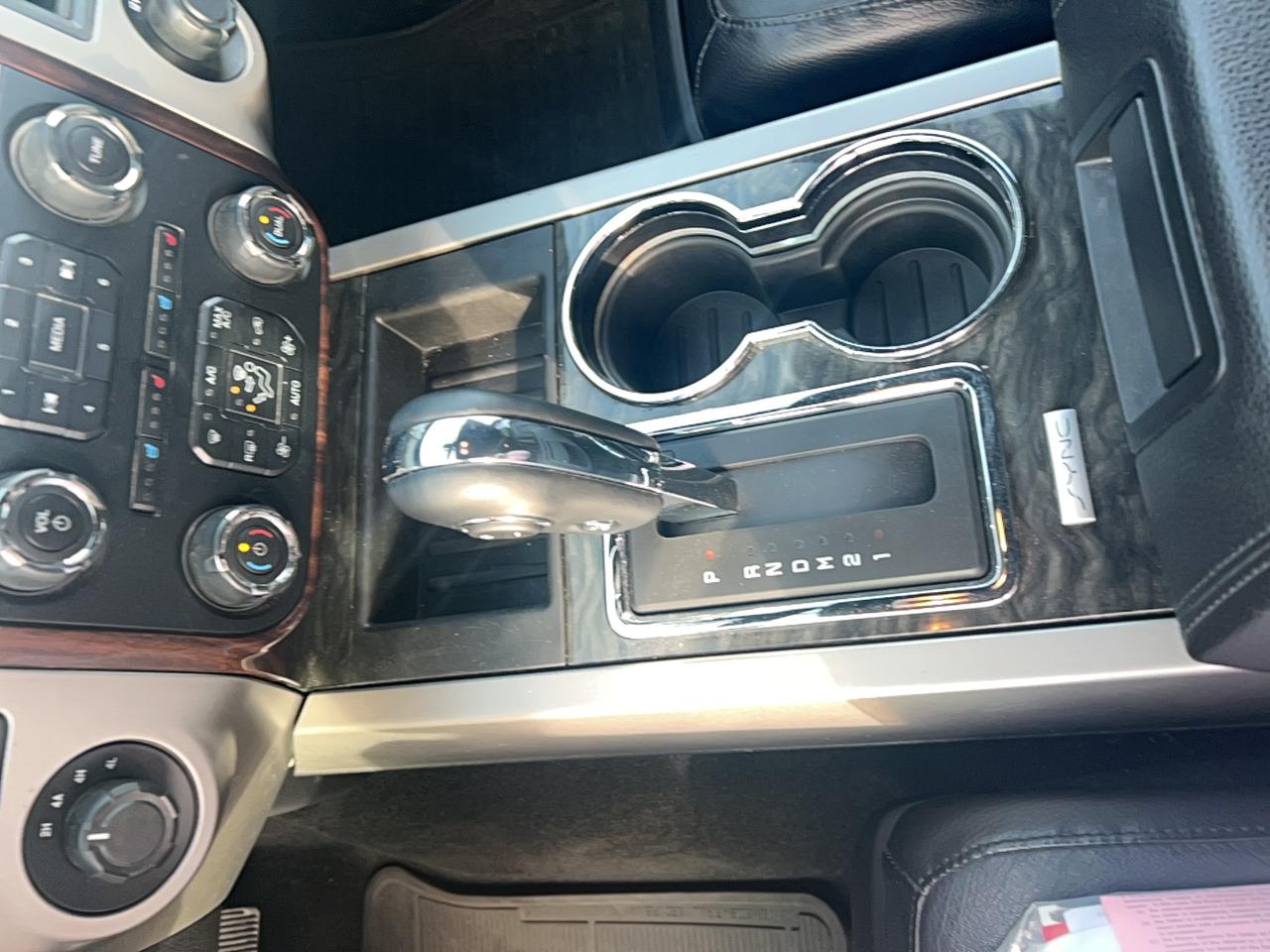 2017 Ford Expedition Limited  - Photo #5