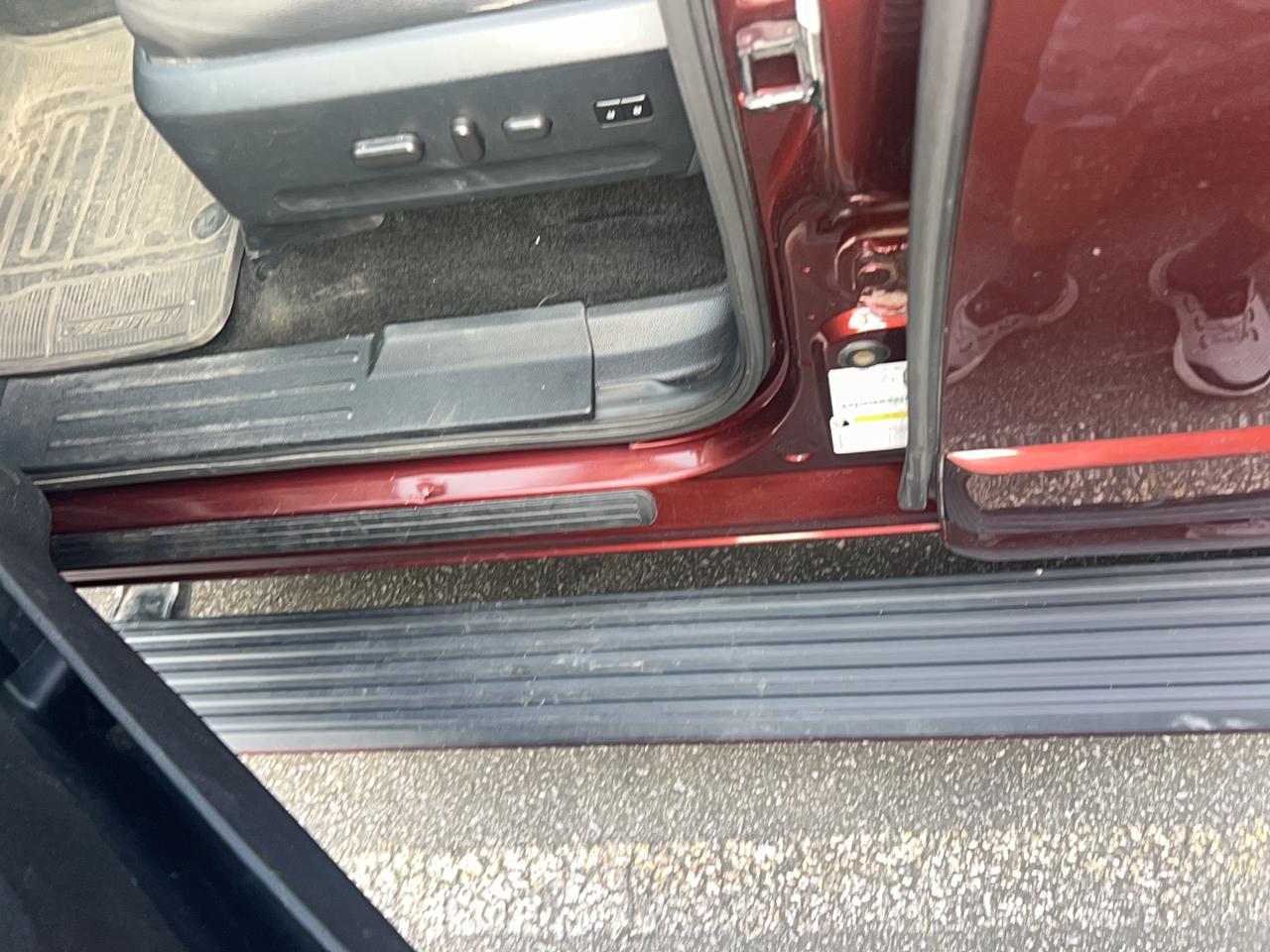 2017 Ford Expedition Limited  - Photo #6