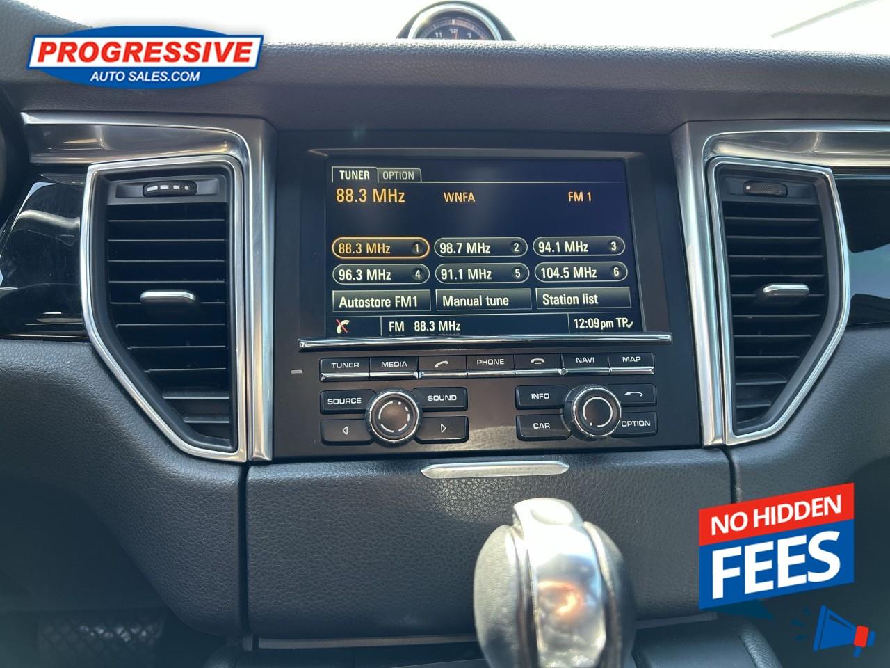 2016 Porsche Macan S Photo