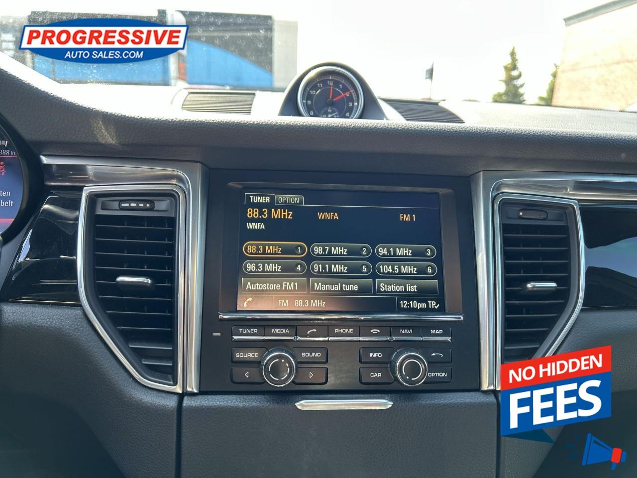 2016 Porsche Macan S Photo