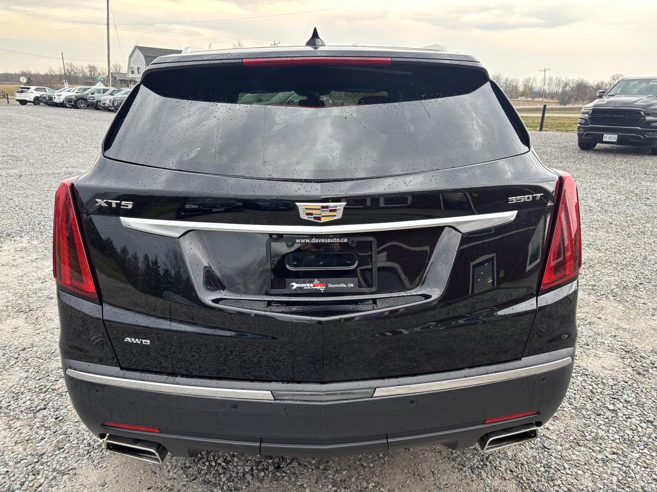 2021 Cadillac XT5 Luxury ~Leather~Heated Seats~2 Keys~Safety included~ Photo3