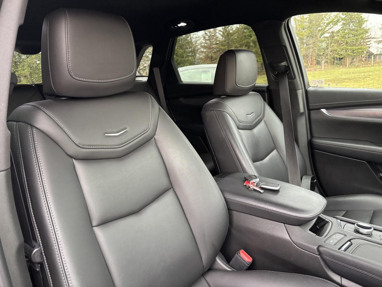 2021 Cadillac XT5 Luxury ~Leather~Heated Seats~2 Keys~Safety included~ Photo