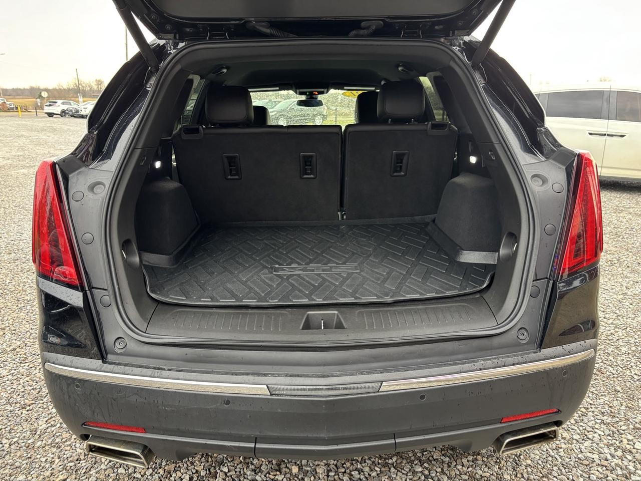 2021 Cadillac XT5 Luxury ~Leather~Heated Seats~2 Keys~Safety included~ Photo