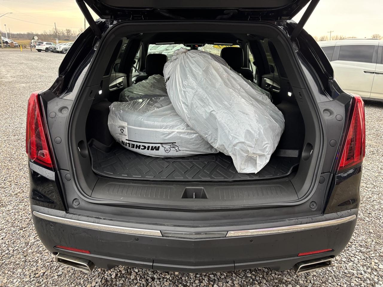 2021 Cadillac XT5 Luxury ~Leather~Heated Seats~2 Keys~Safety included~ Photo