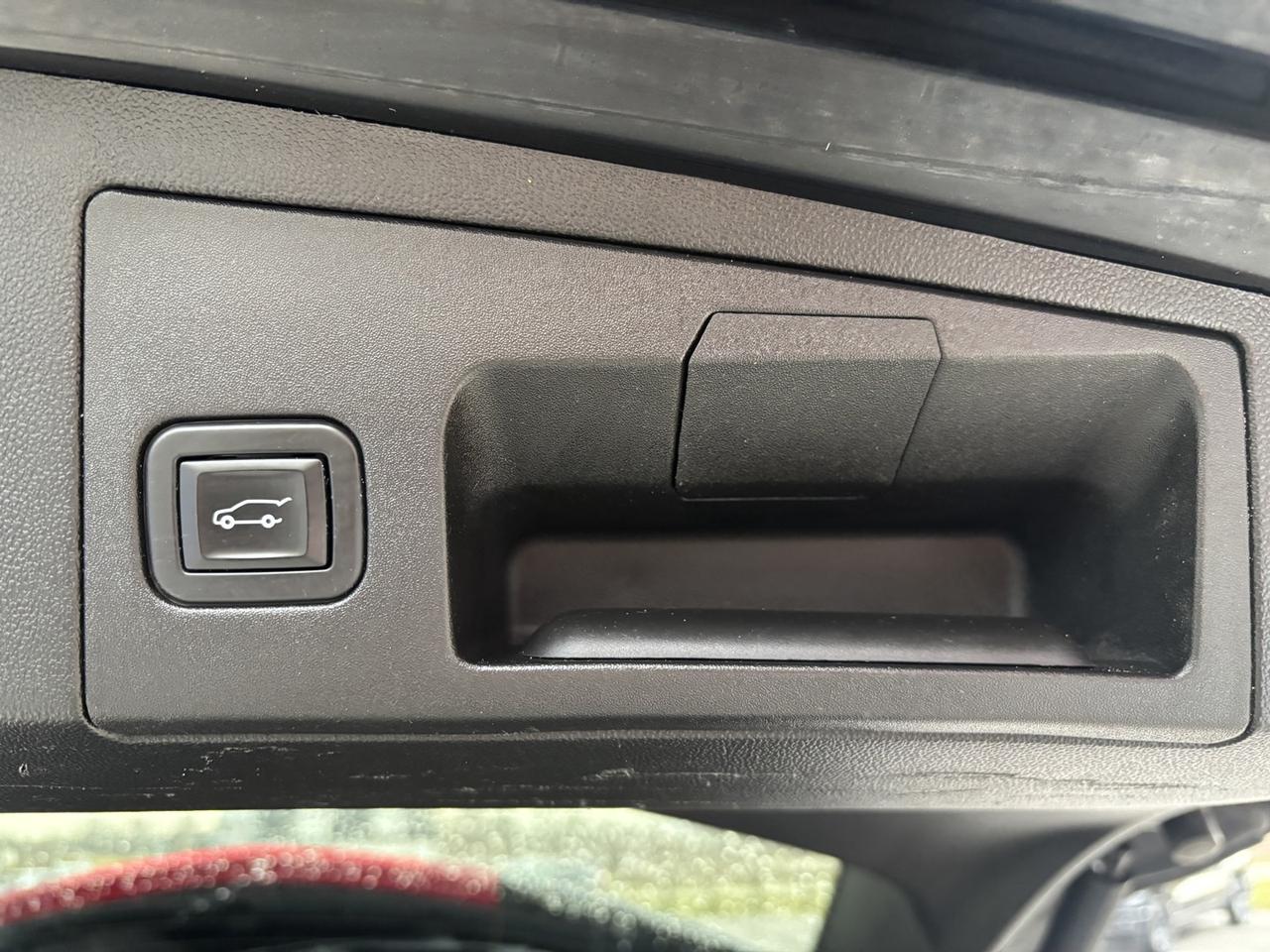 2021 Cadillac XT5 Luxury ~Leather~Heated Seats~2 Keys~Safety included~ Photo