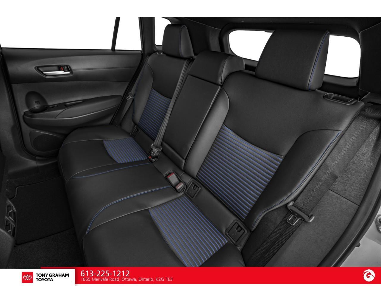 2024 Toyota Corolla Cross Hybrid XSE Photo