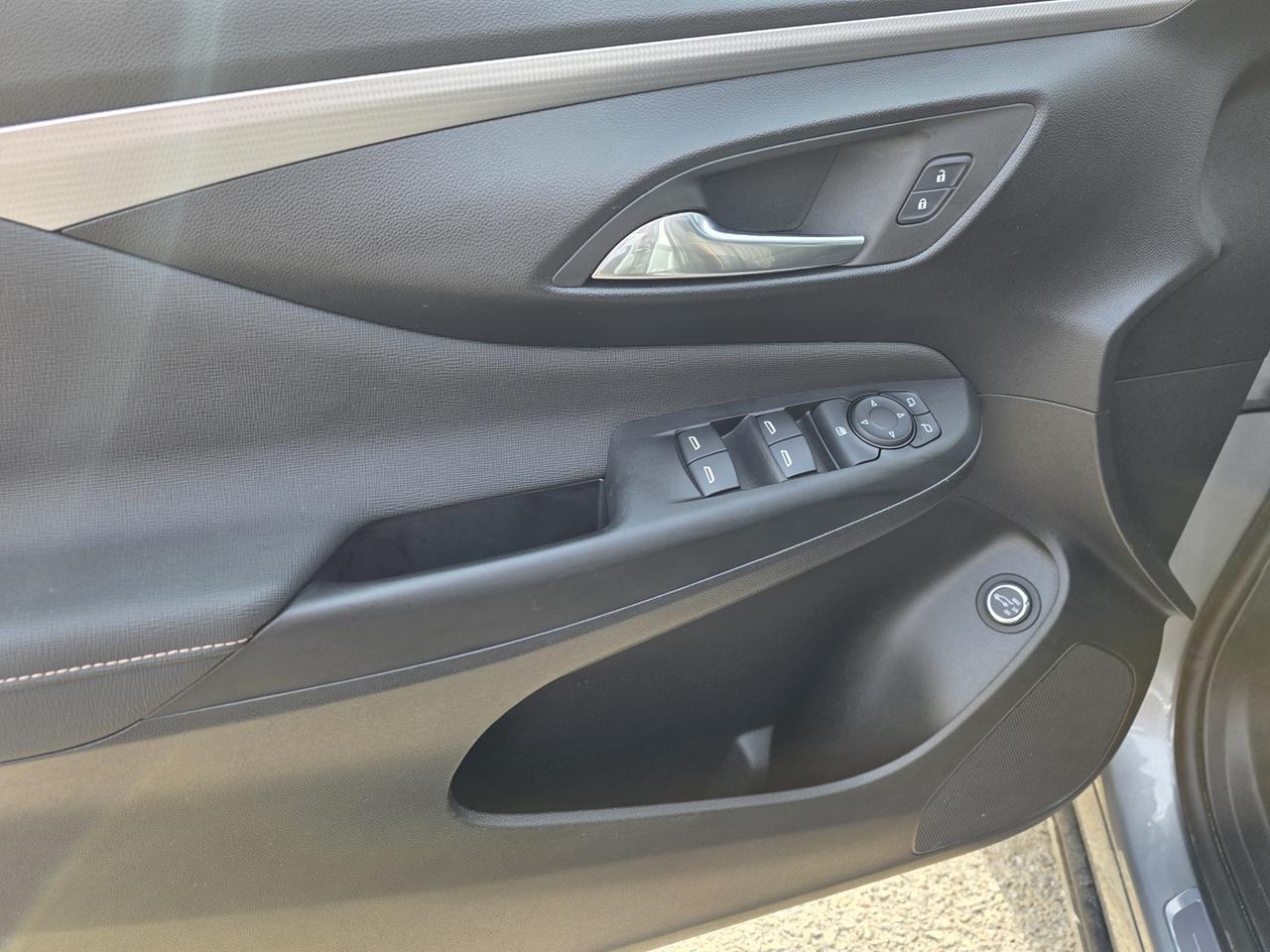 2024 Buick Envista Avenir Photo