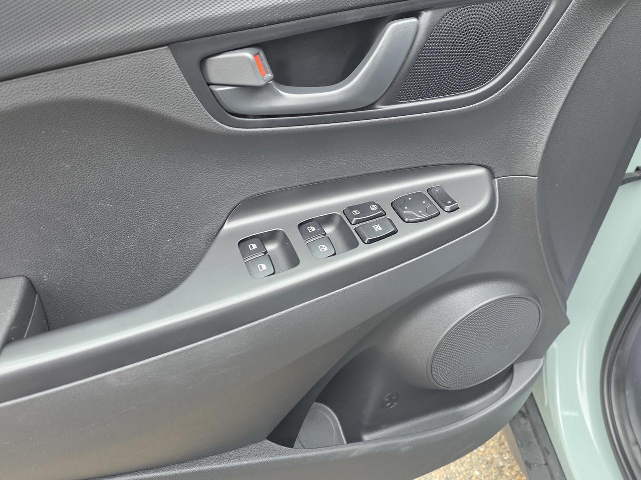 2023 Hyundai KONA Preferred AWD Photo