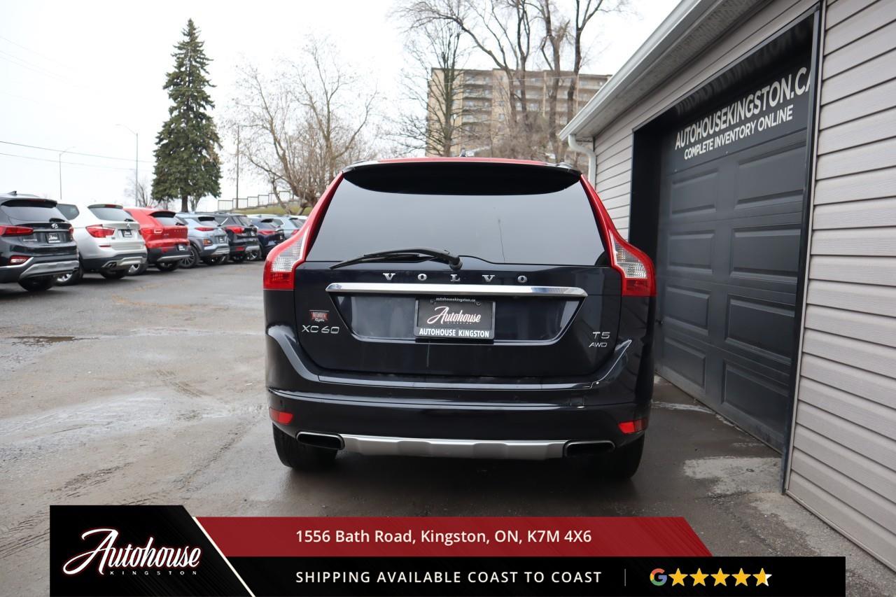 2015 Volvo XC60 T5 Premier Plus LEATHER - PANORAMIC SUNROOF Photo