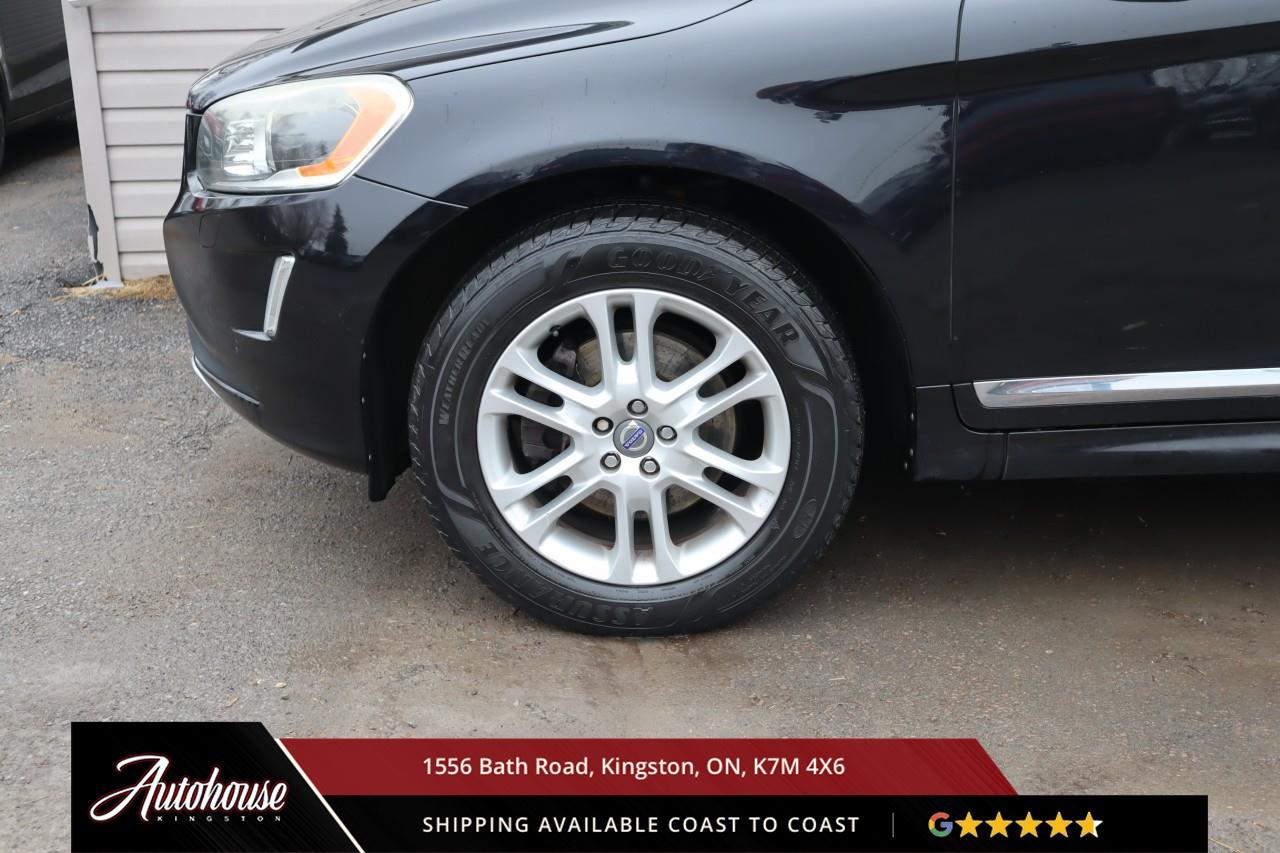 2015 Volvo XC60 T5 Premier Plus LEATHER - PANORAMIC SUNROOF Photo