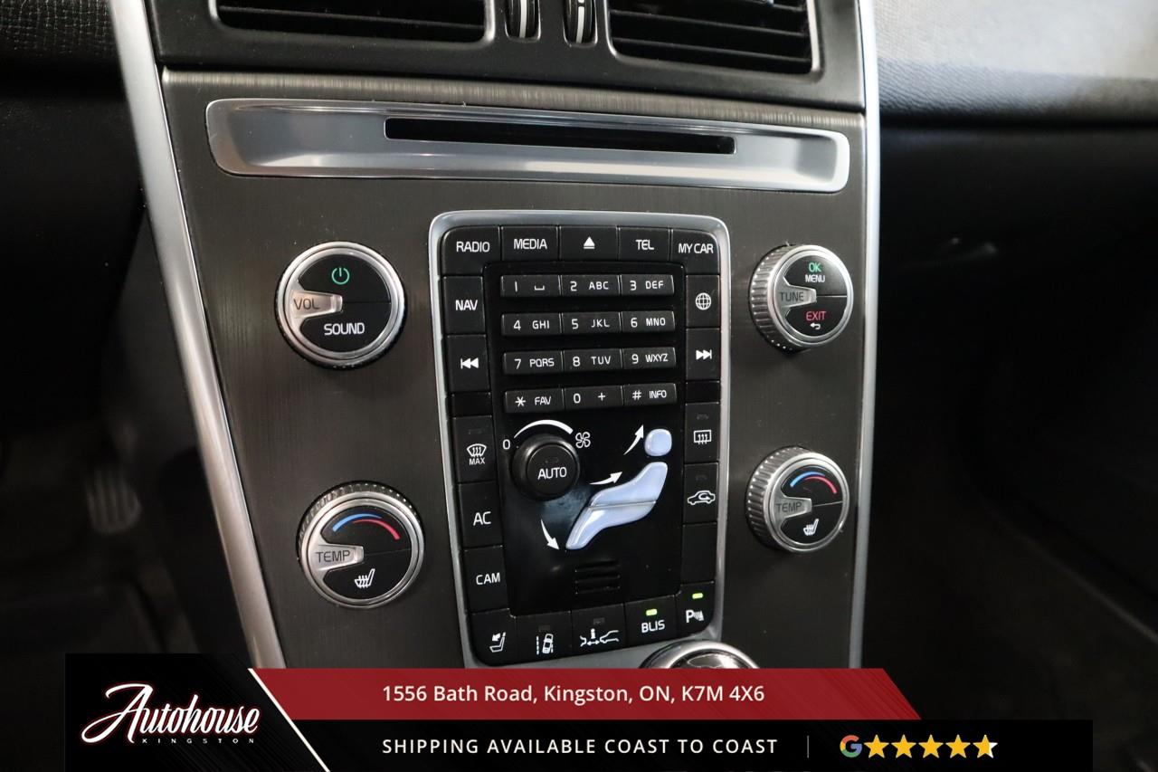 2015 Volvo XC60 T5 Premier Plus LEATHER - PANORAMIC SUNROOF Photo