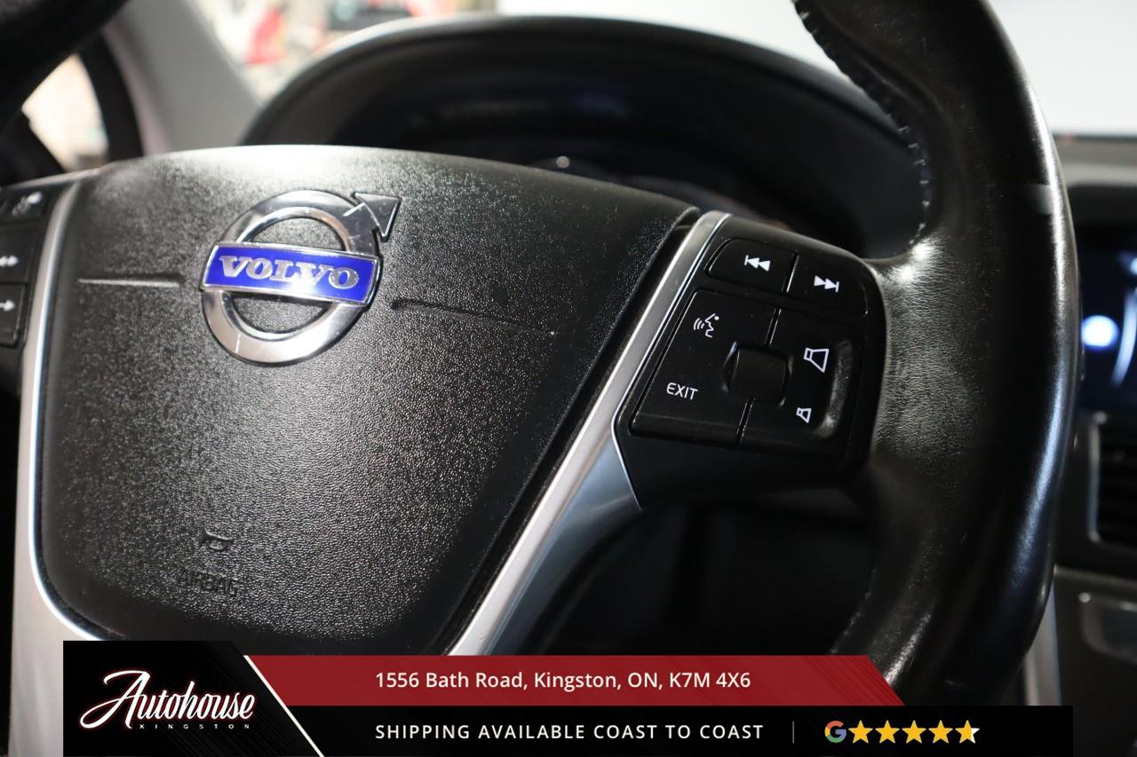 2015 Volvo XC60 T5 Premier Plus LEATHER - PANORAMIC SUNROOF Photo
