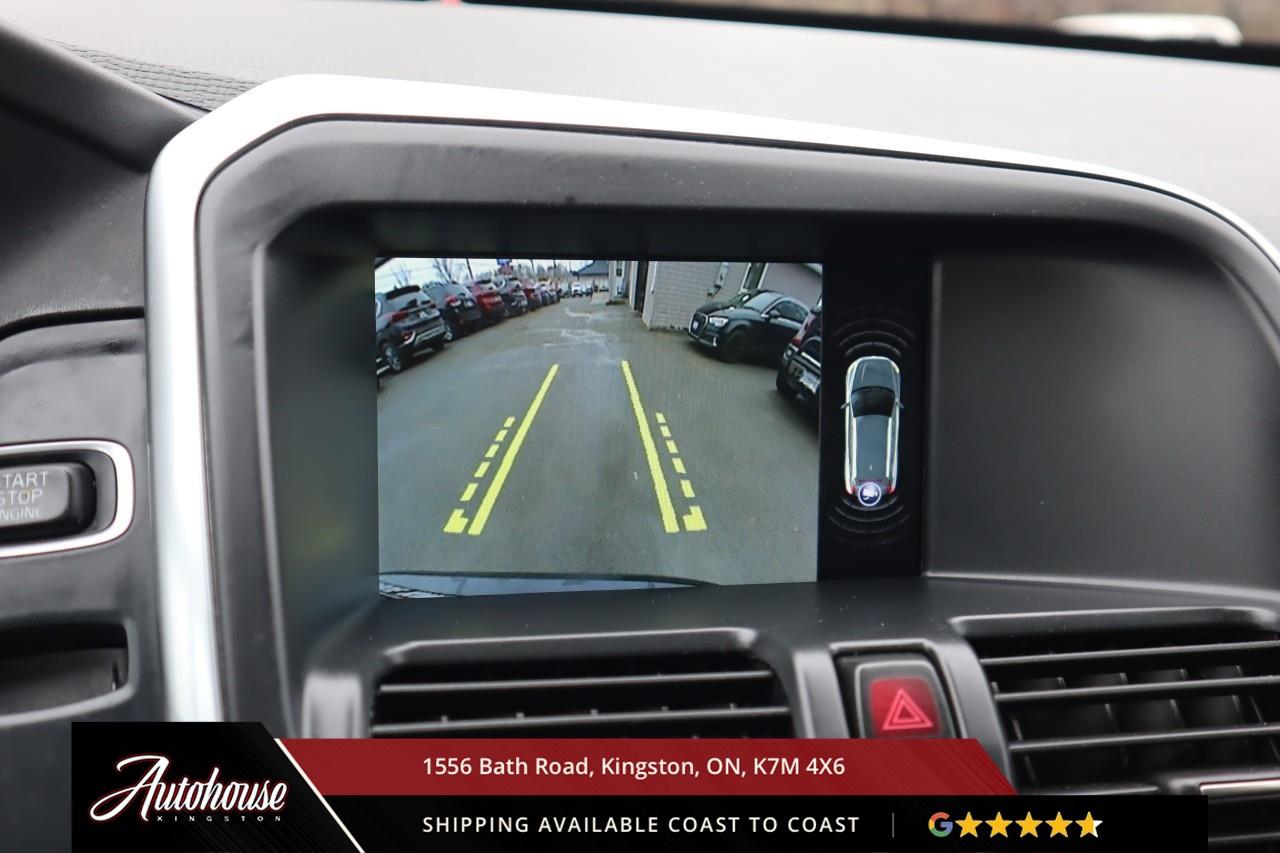 2015 Volvo XC60 T5 Premier Plus LEATHER - PANORAMIC SUNROOF Photo