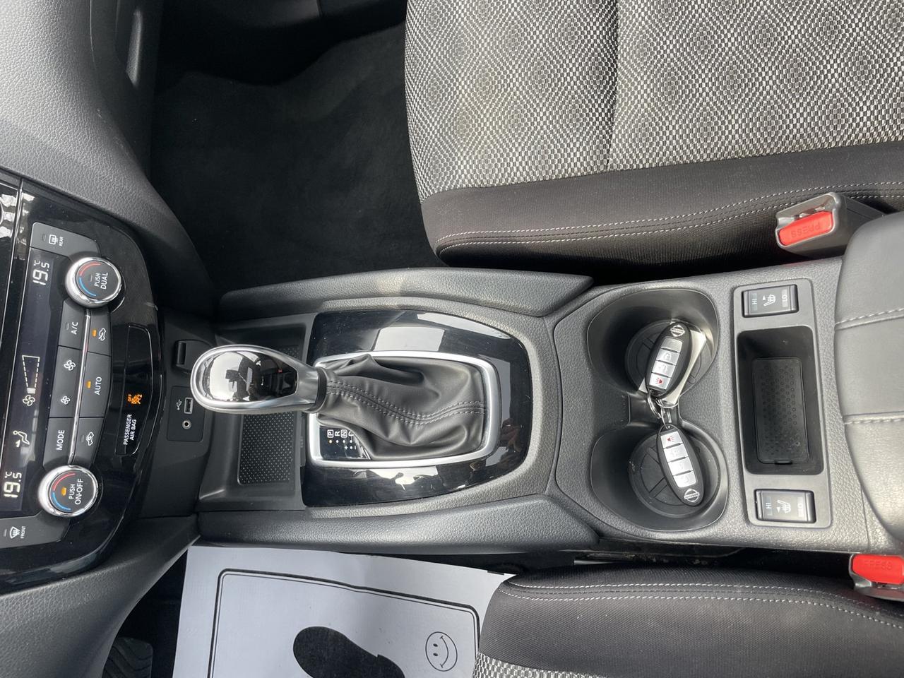 2020 Nissan Qashqai SV *One Owner Photo