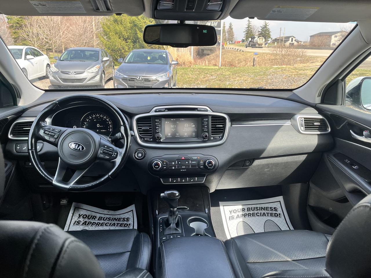 2017 Kia Sorento EX Turbo Photo