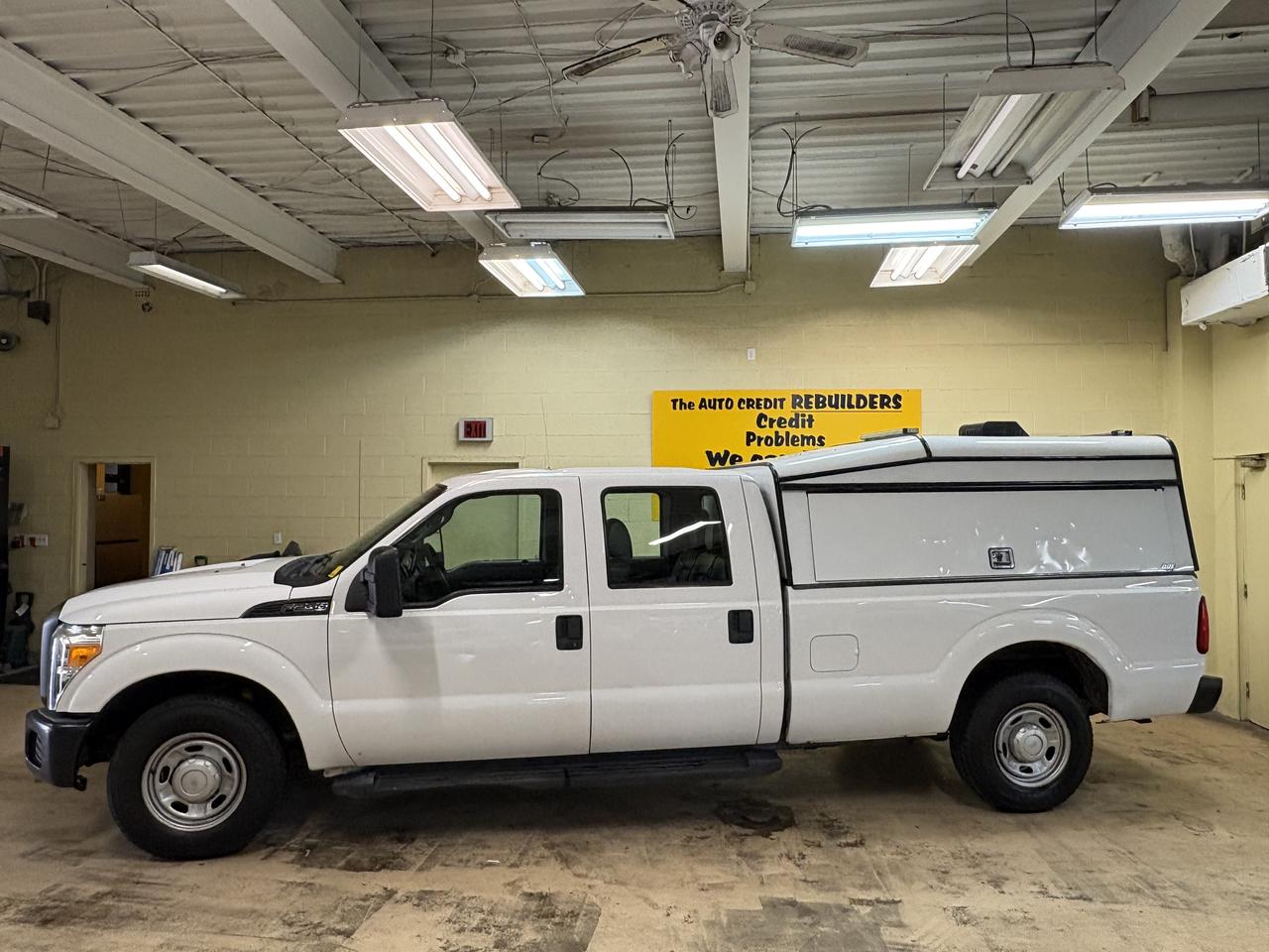 2015 Ford SUPER DUTY F-250 SRW XLT Photo