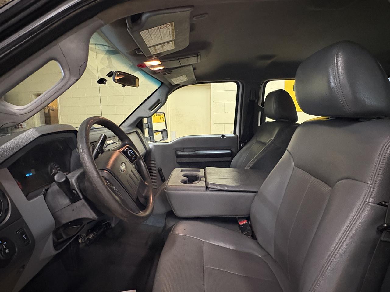 2015 Ford SUPER DUTY F-250 SRW XLT Photo